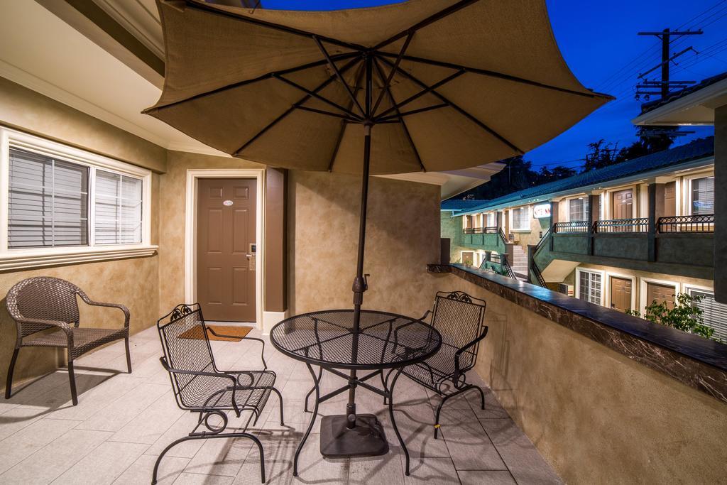 Nite Inn At Universal City - Walking Distance To Universal Studios Hollywood Los Angeles Exterior photo