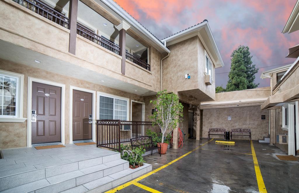 Nite Inn At Universal City - Walking Distance To Universal Studios Hollywood Los Angeles Exterior photo